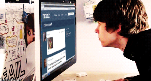 facebook_scrolling
